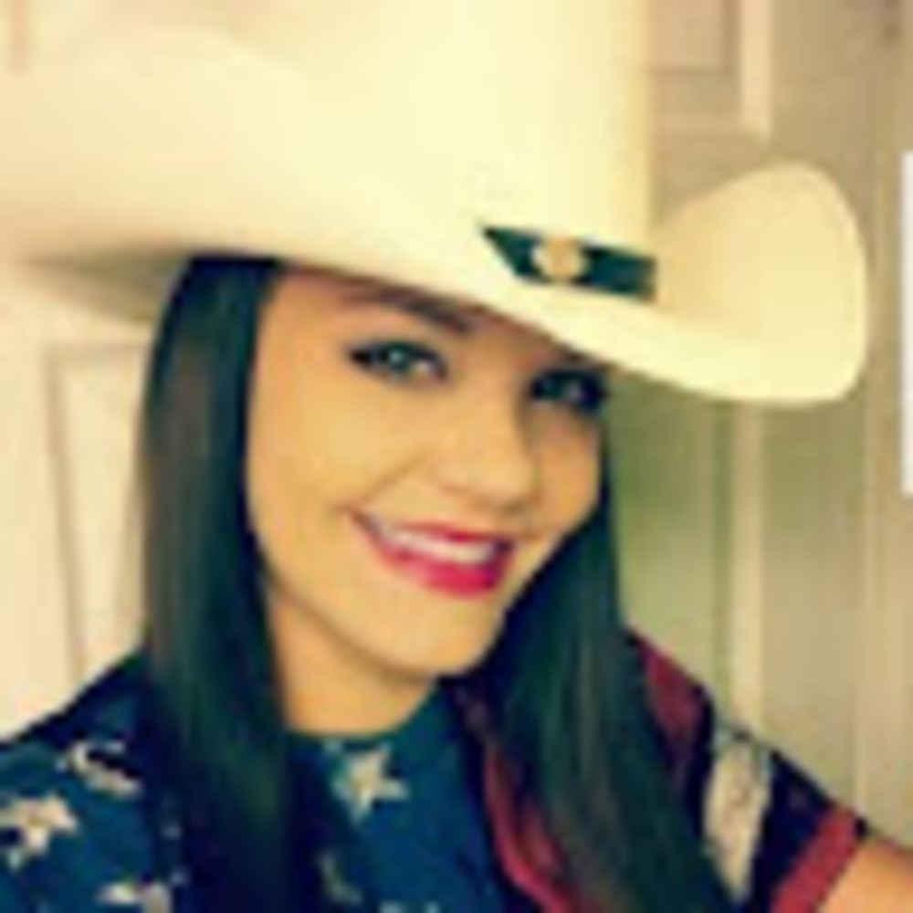 Meet your Posher, Krissy